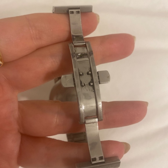 Burberry Watch Silver - Picture 5 of 7